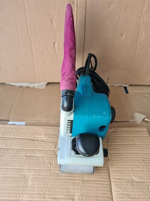 Șlefuitor Makita 9403 100 mm 1200 W cu bandă