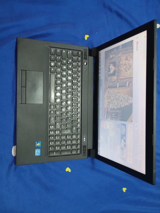 Laptop Lenovo B570 i3