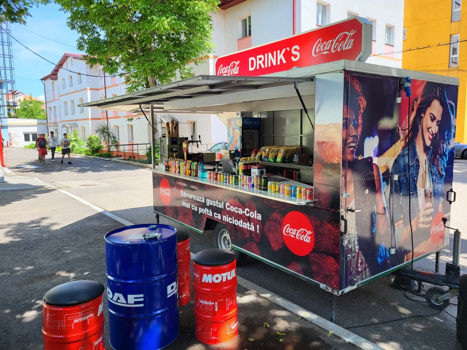 Vand rulota comerciala Coca Cola