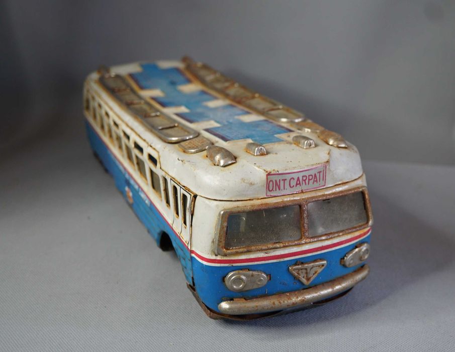 Стара Румънска Метална играчка модел автобус