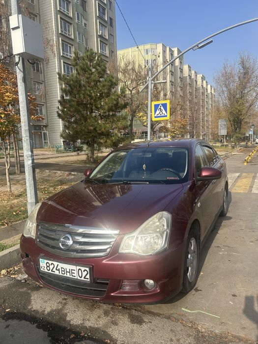 Nissan almera