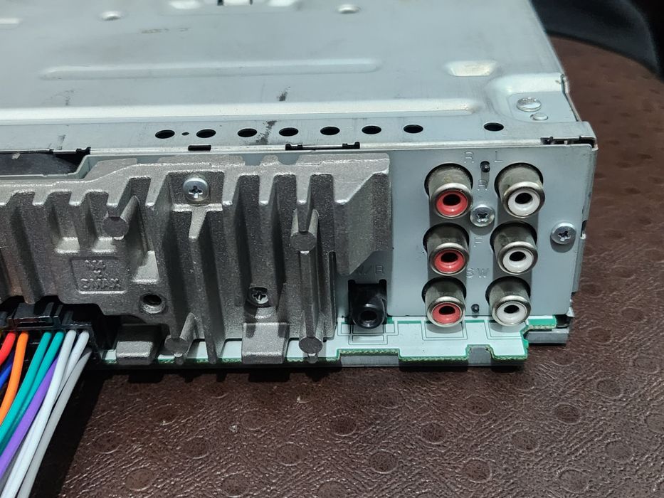 Продам магнитолу пионер