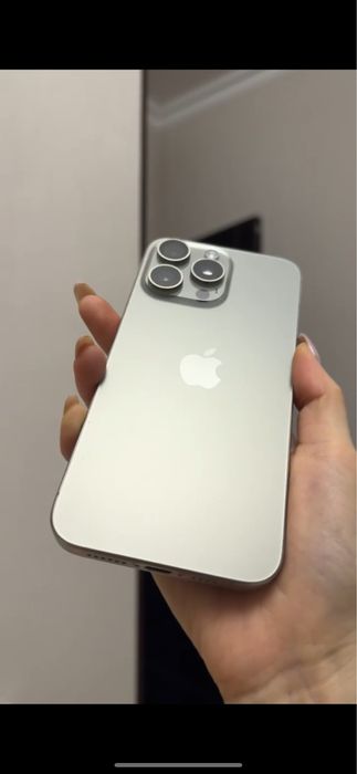 Продам айфон 15 pro max