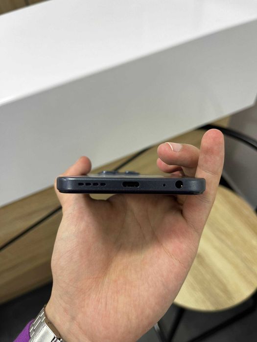 INFINIX HOT 50i 6+128 Sleek Black