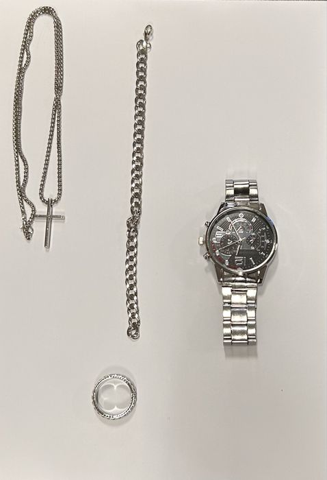 Комплект часовник