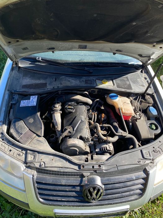 Vând Passat B5.5 pentru dezmembrat