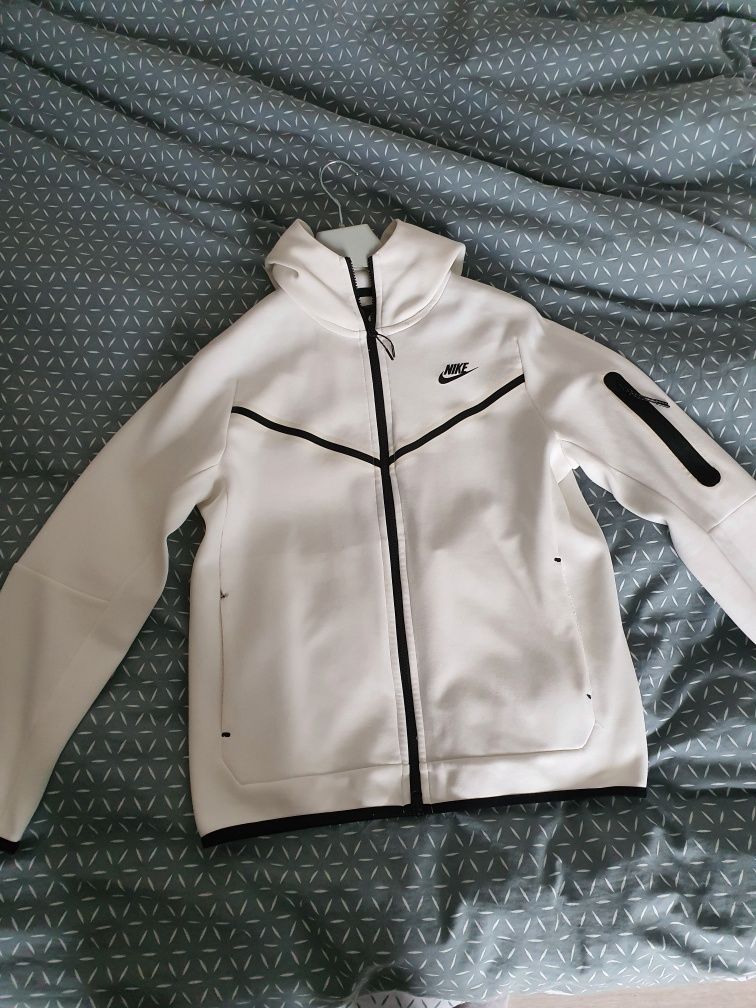 Nike tech fleece