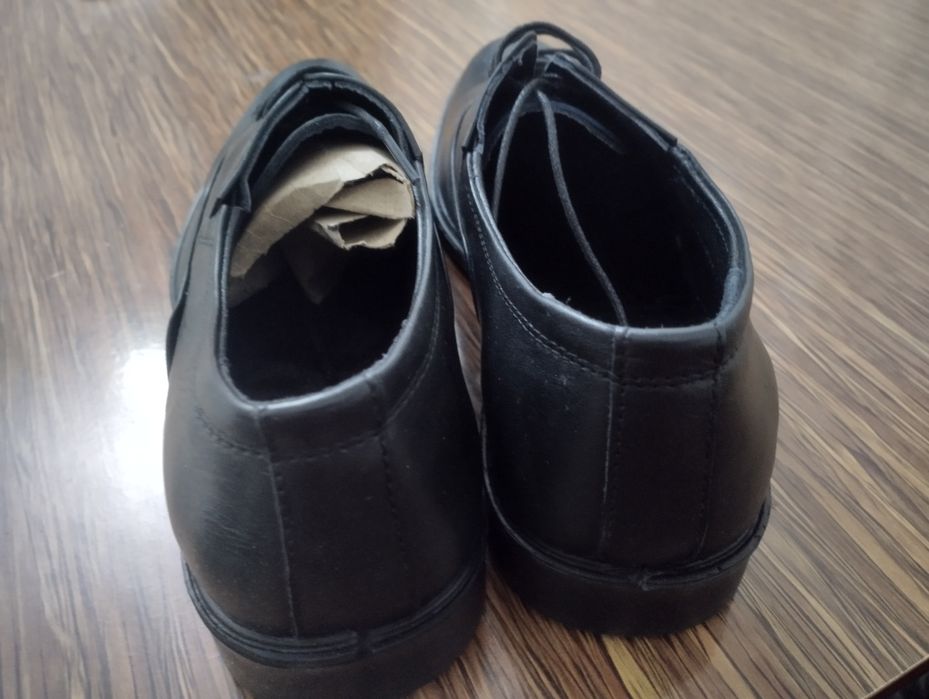 Tufli erkaklar uchun yangi