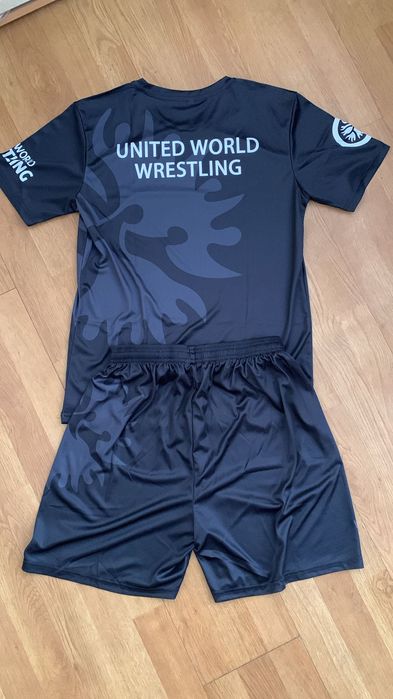 Спортни екипи за борба UWW