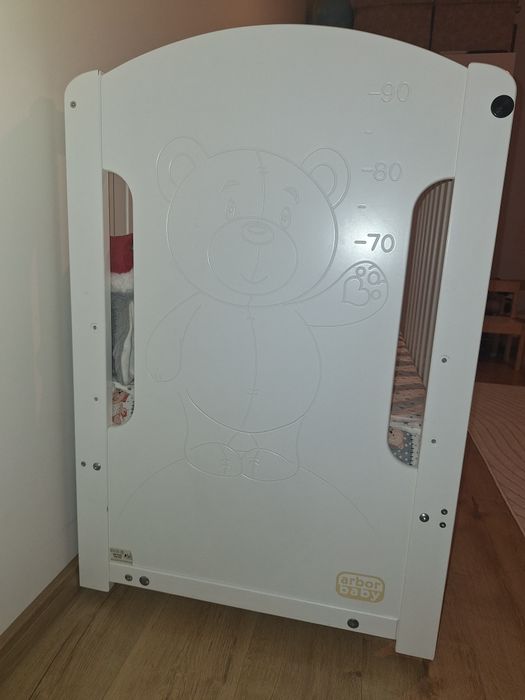 Детско дървено креватче