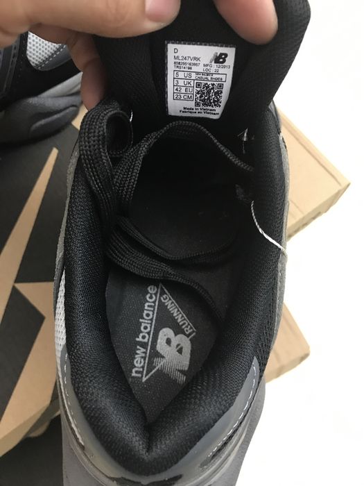 Adidași New Balance 9060 nou