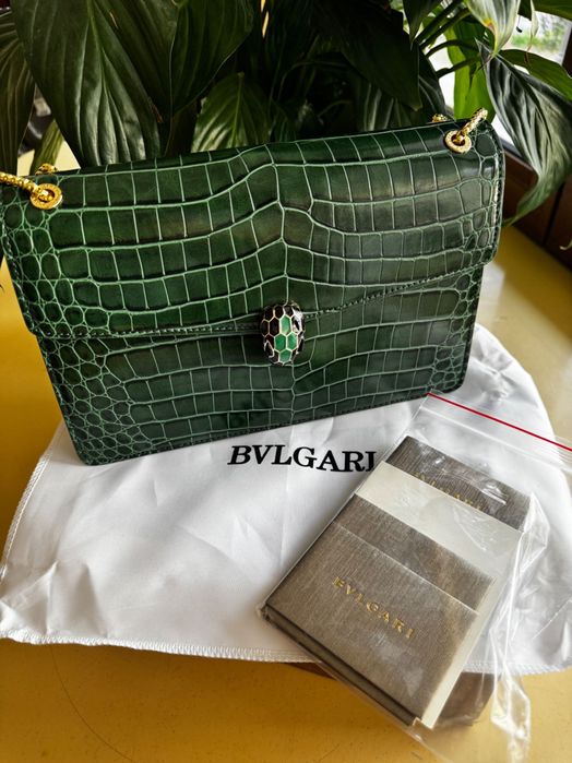 Сумка от Bvlgari