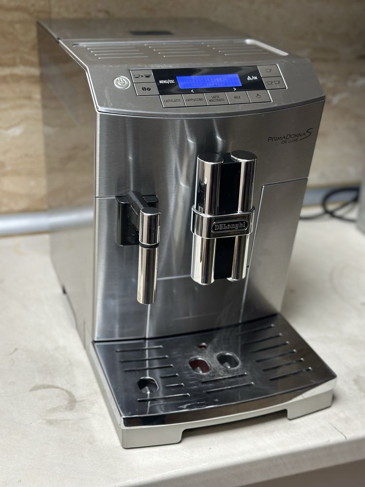 Aparat de cafea Expresor DeLonghi PrimaDonna S