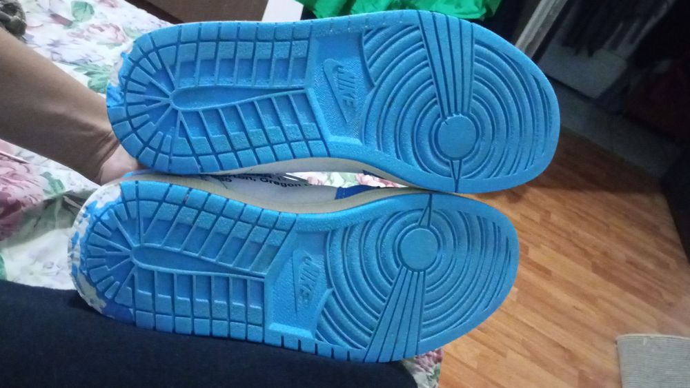 Jordan 1 × Off White