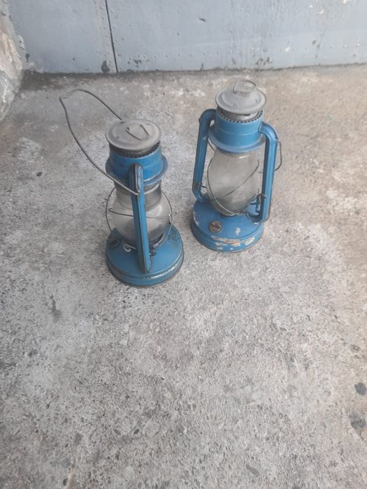 Лампа советская синего цвета