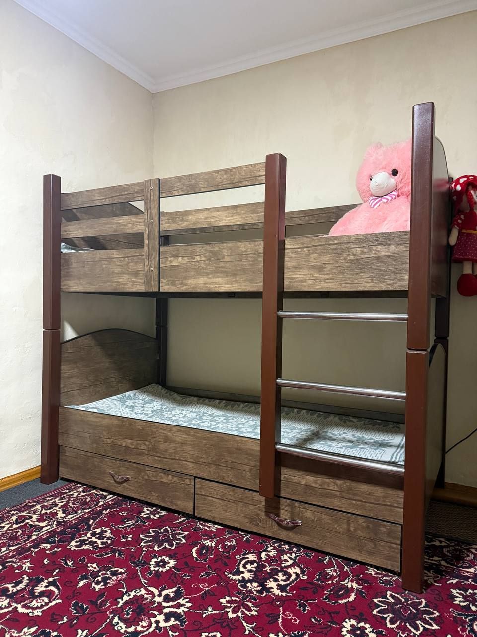 Кровать двух спальная