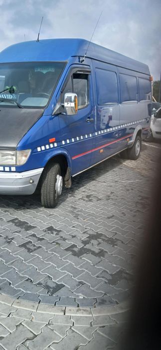 Se vinde urgent Mercedes sprinter 412