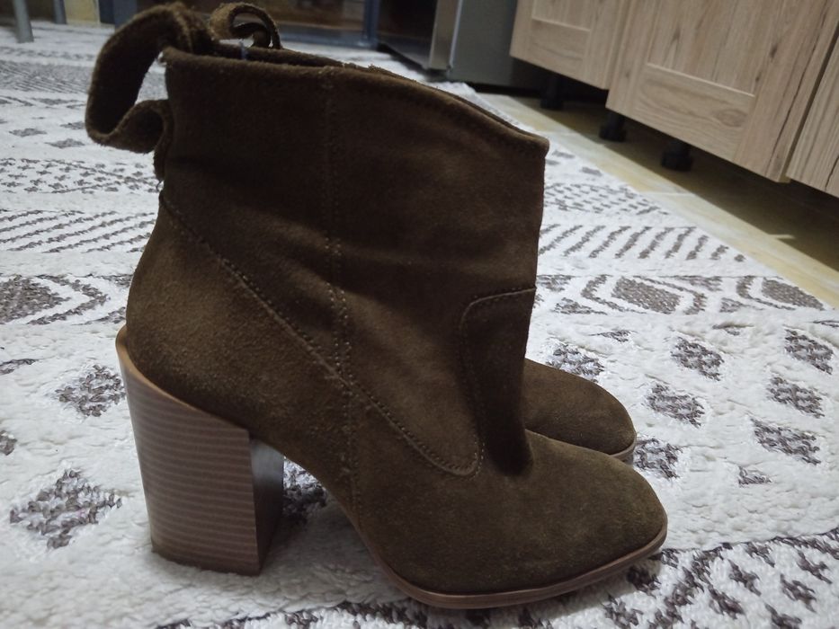 Ghete Zara mărimea 36