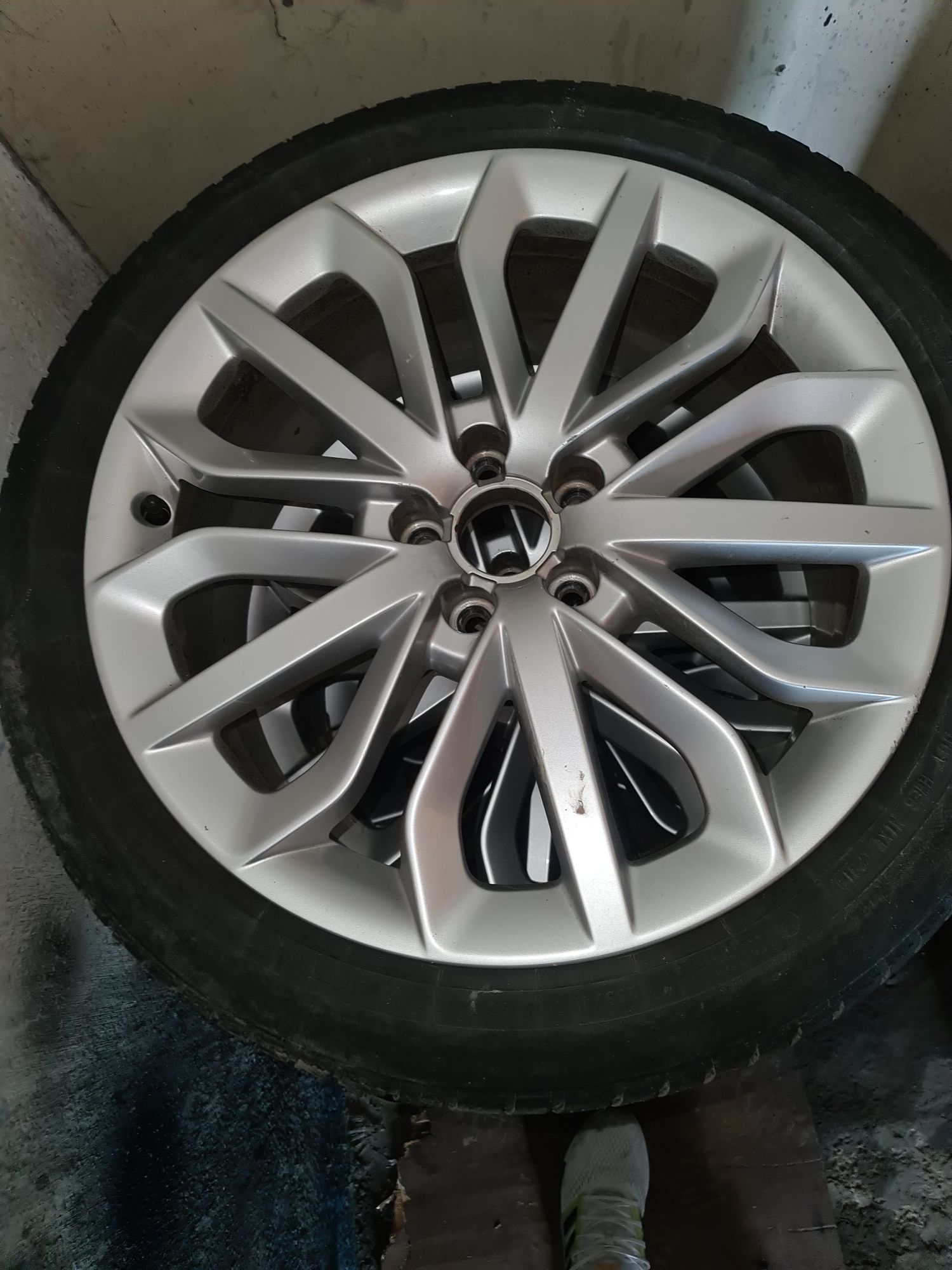 Jante Audi 235 45 19cauciucuri dot 2019