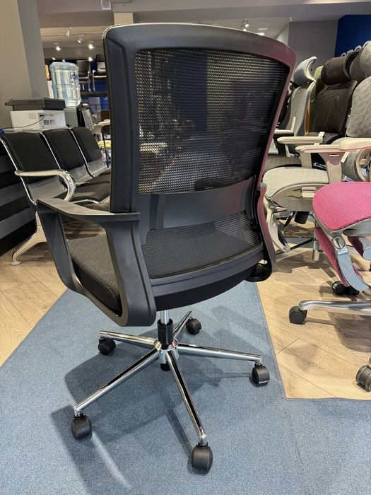 Офисное кресло для персонала модель Roy