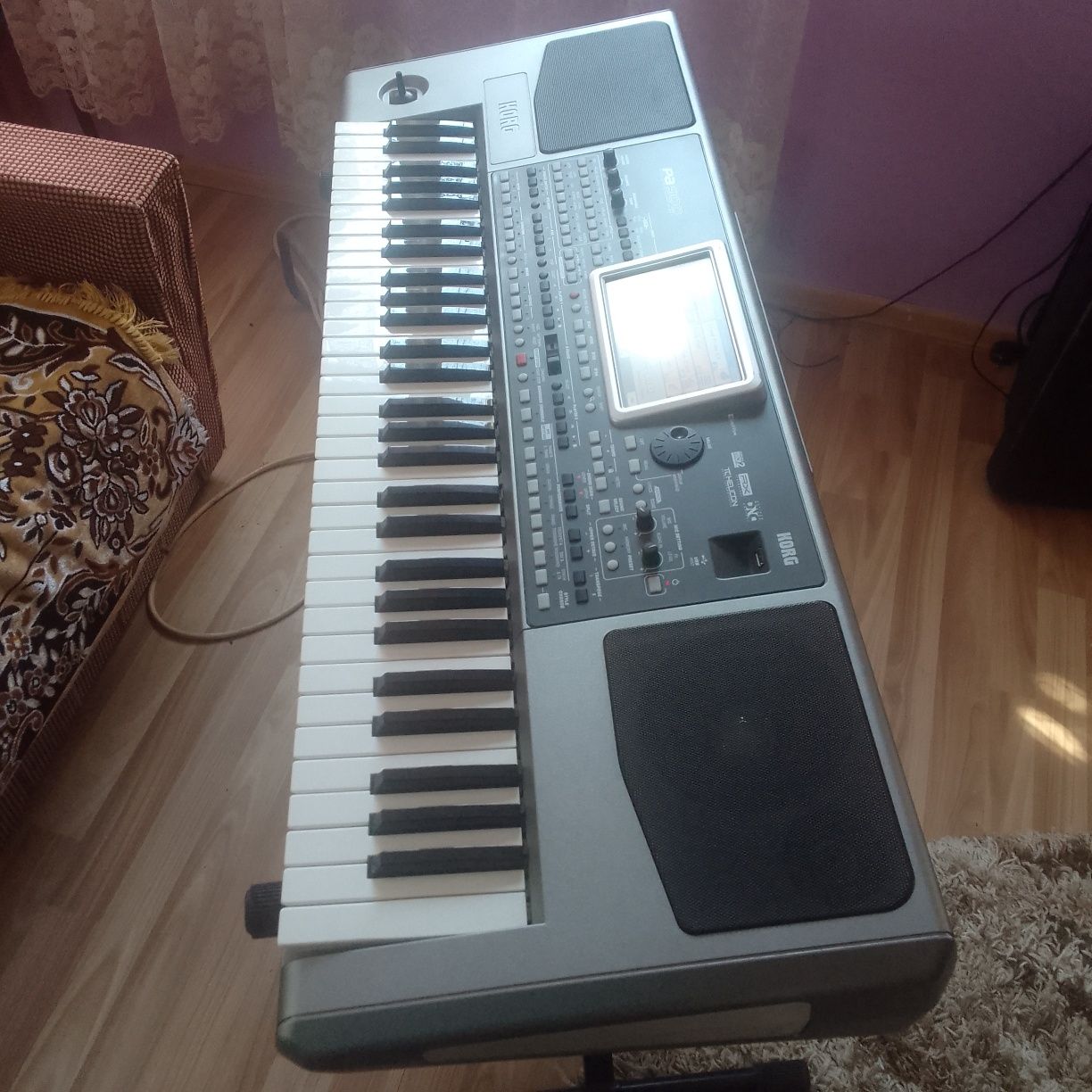 Korg pa900 ca și nouă