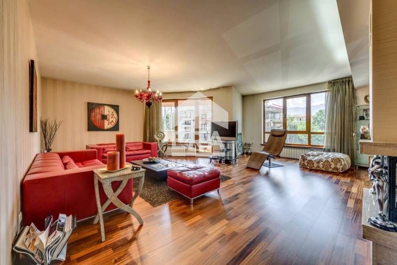 Продава се Четиристаен апартамент в София, Изток - 221 кв.м за 3620 €/кв.м - Снимка #2