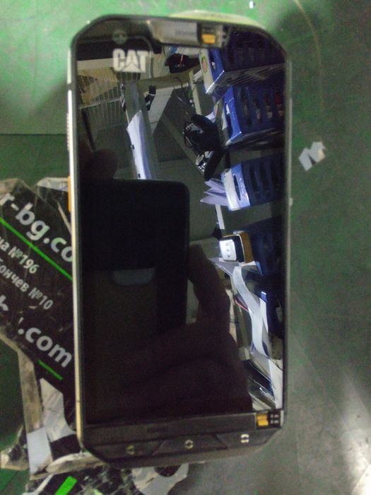 Телефон CAT-s60 водоустойчив