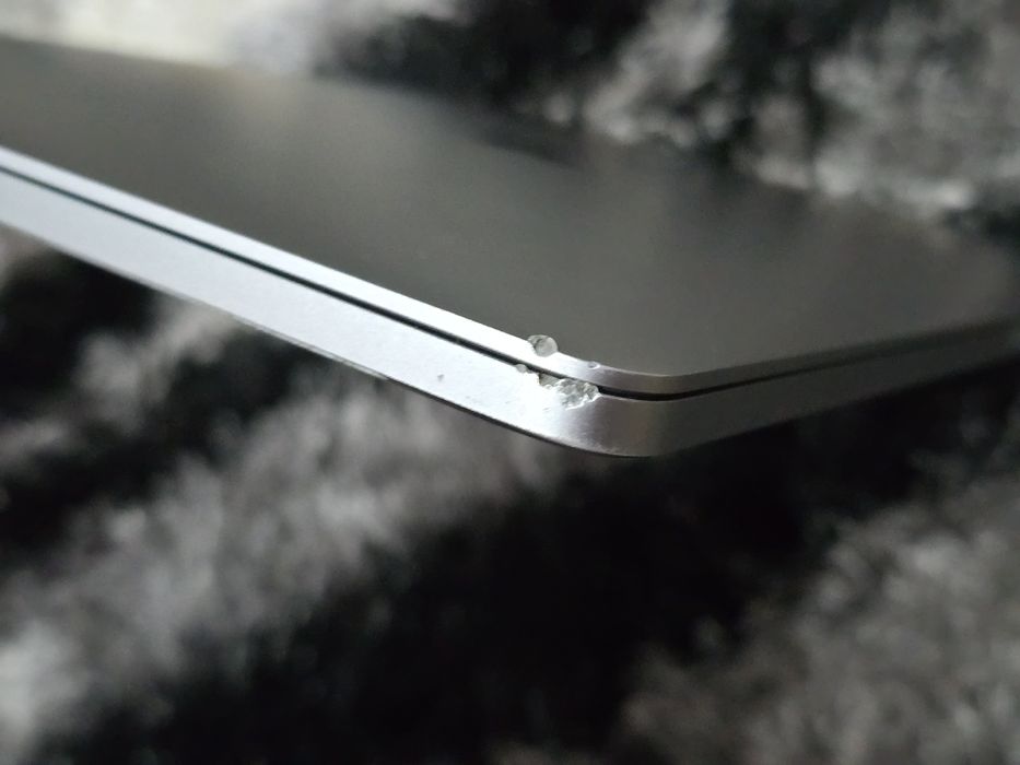 Macbook pro i9 2019 16", 16gb ram, 1TB ssd AMD Radeon 5500 8gb