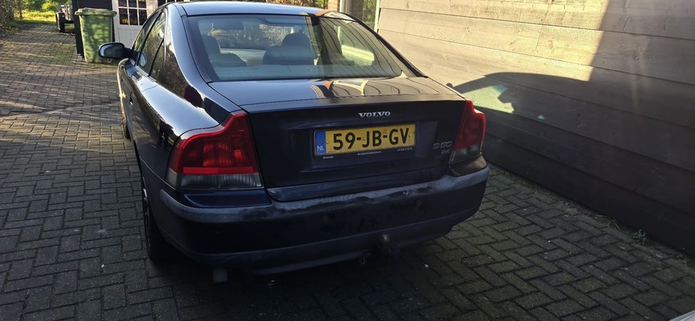 Volvo S60 2002 2.4 benzina