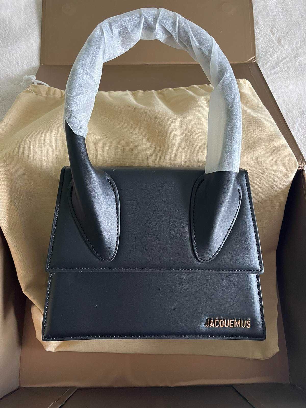 JACQUEMUS чантичка