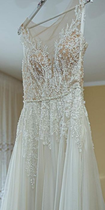 Vand rochie de mireasa ALVERY mărimea 36-38