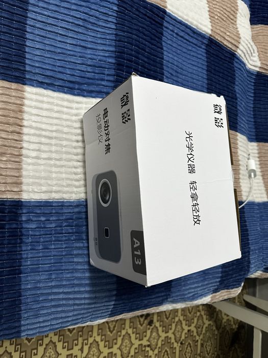 Продаю проектор 30мын тенге