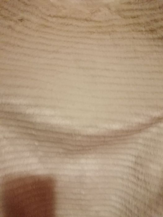 Haina blana artificiala