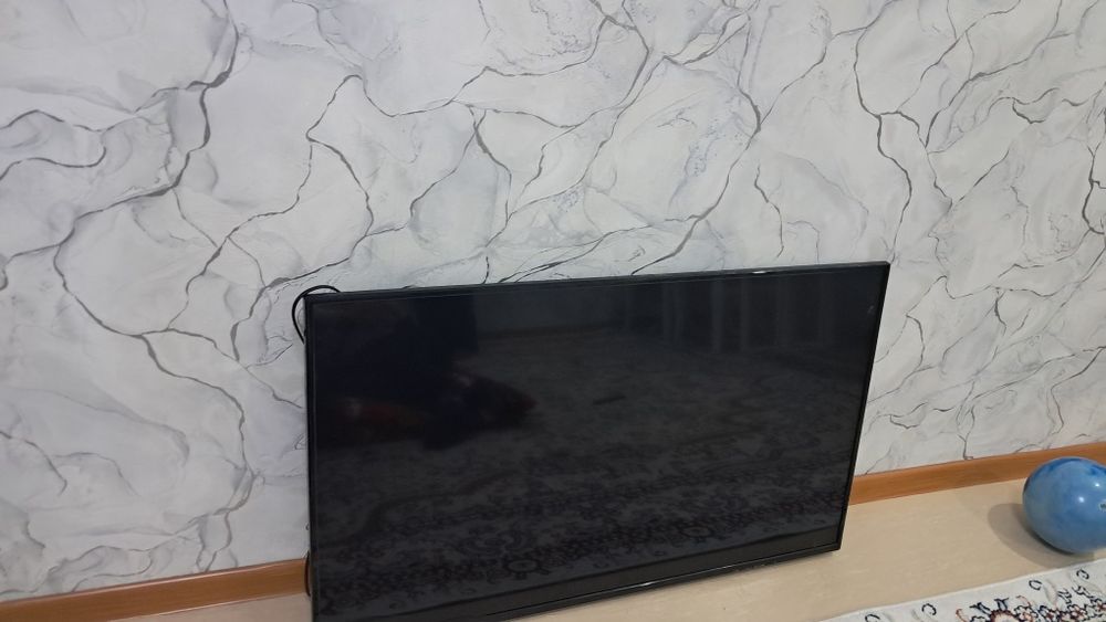 Продам смарт тв рабочий