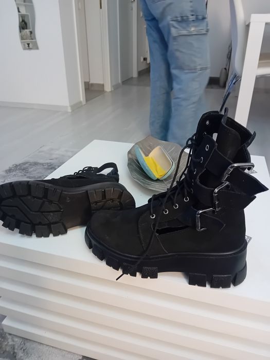 Bocanci piele naturala 40