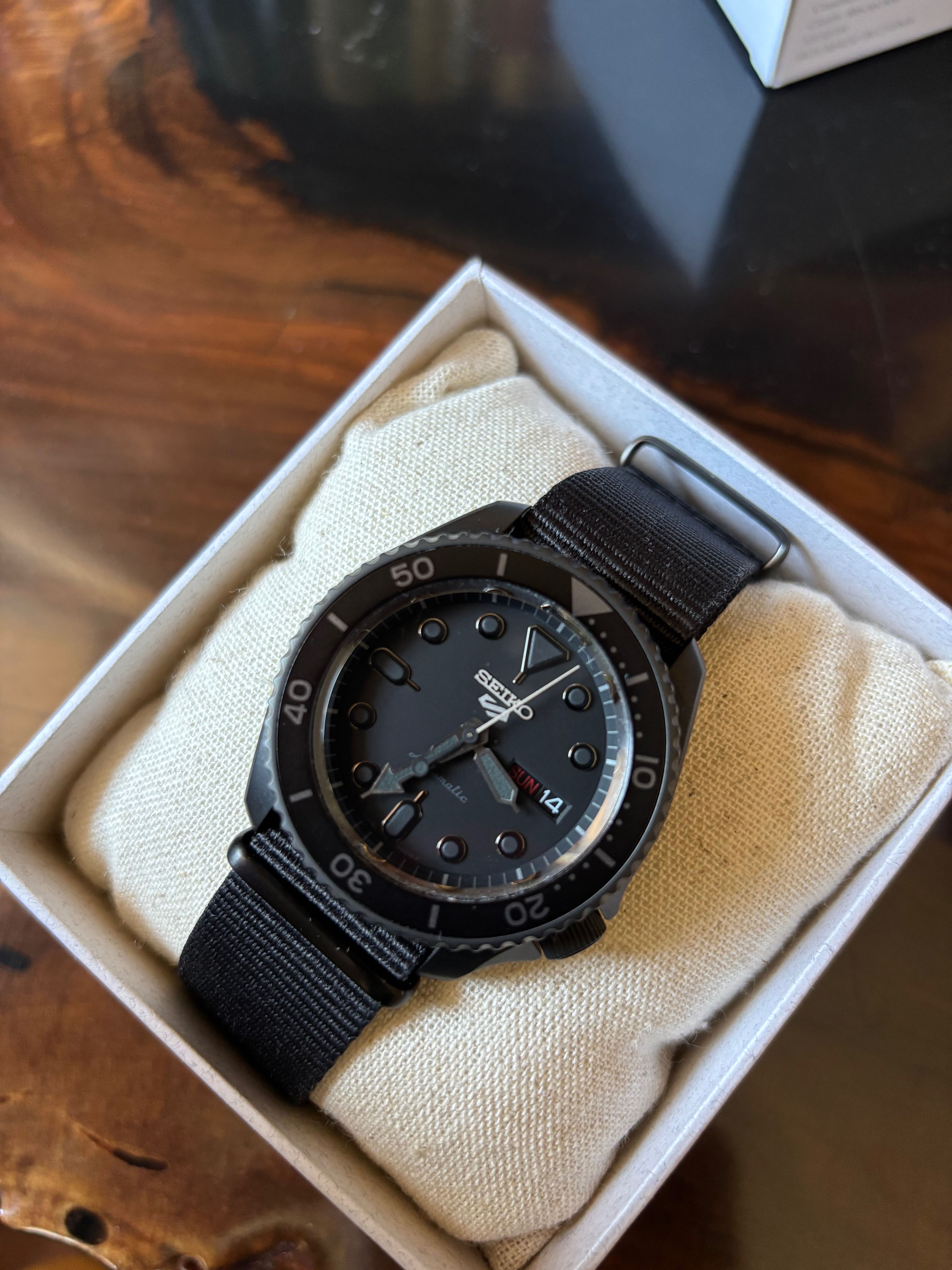 Seiko 5 Automatic Black
