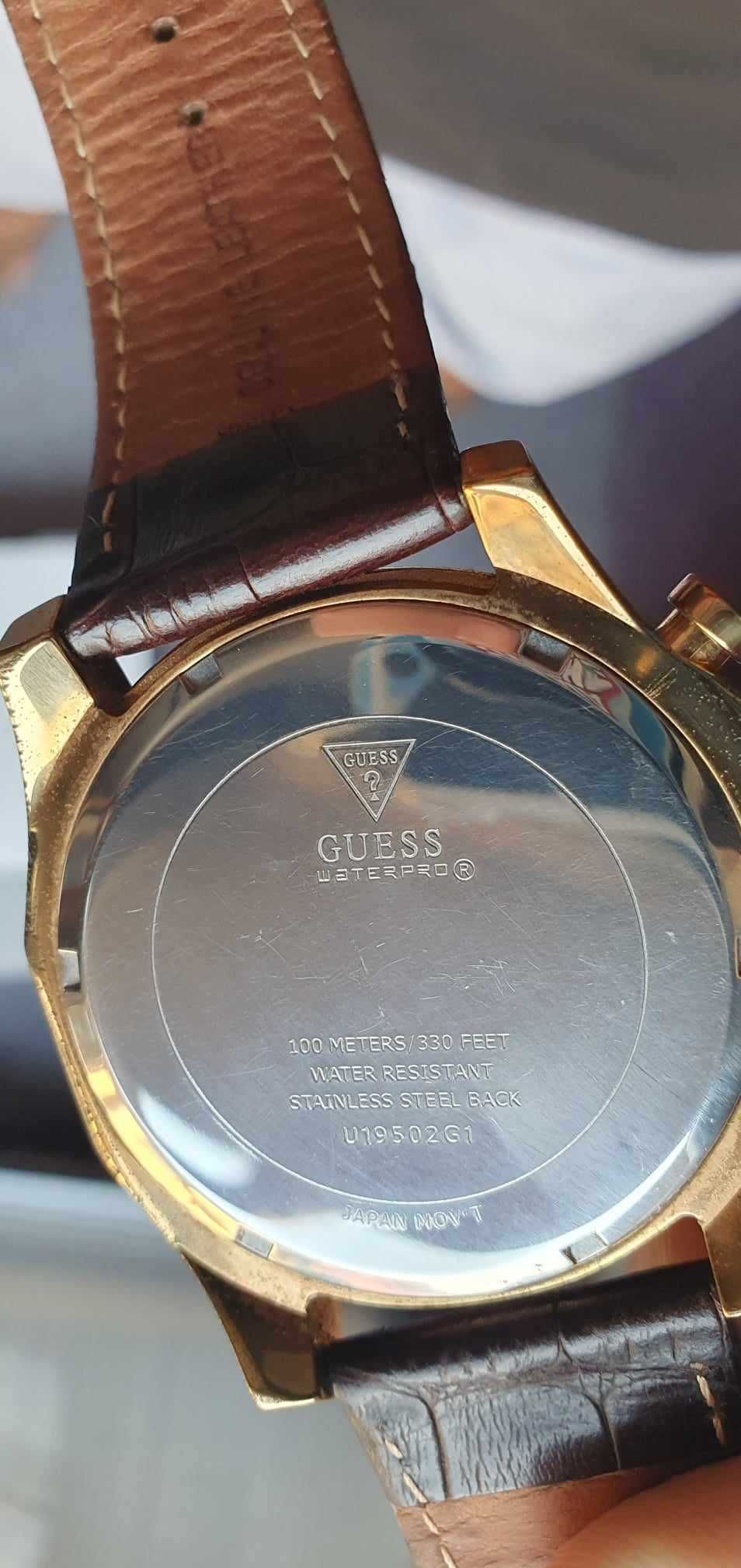 Ceas original Guess U19502G1, curea piele, in stare perfecta