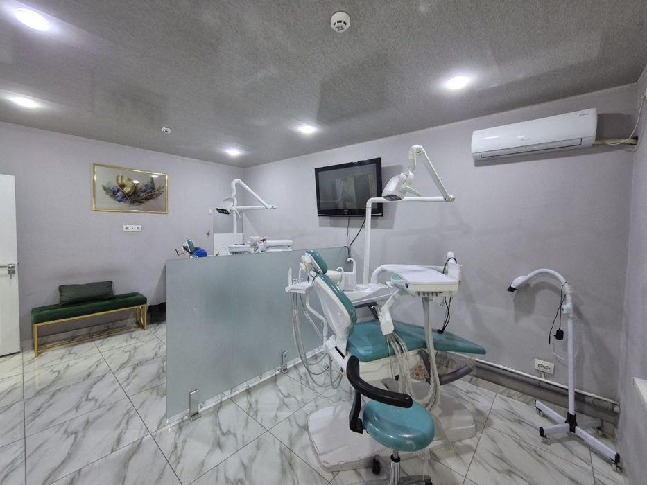 Продаетс и сдается коммерческое помещение , Башлык! Первая линия