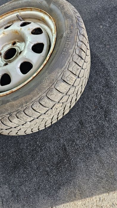 Set roti tabla originale Volkswagen Golf 3 / Vento  / Passat B4 etc

R