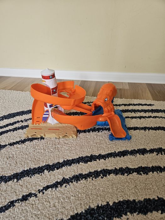 Caracatita Hot Wheels