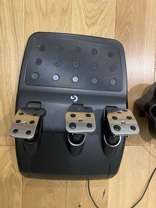 Volan logitech G923 + schimbator