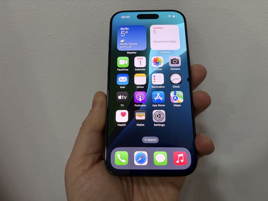 Iphone 16 Pro, 256 gb, Black Titanium