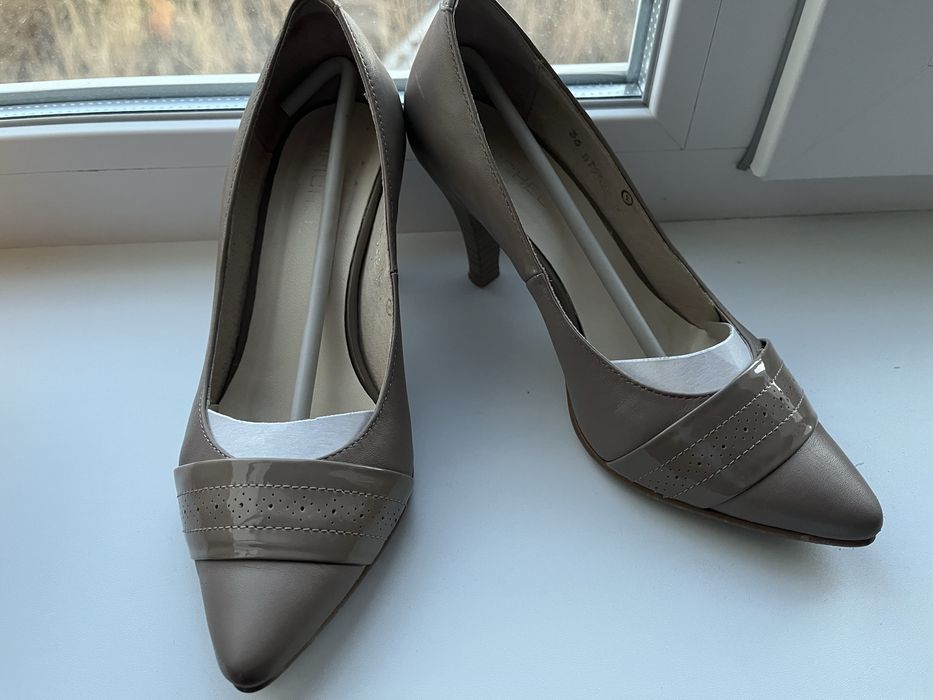 Туфли новые лодочки натуральная кожа.