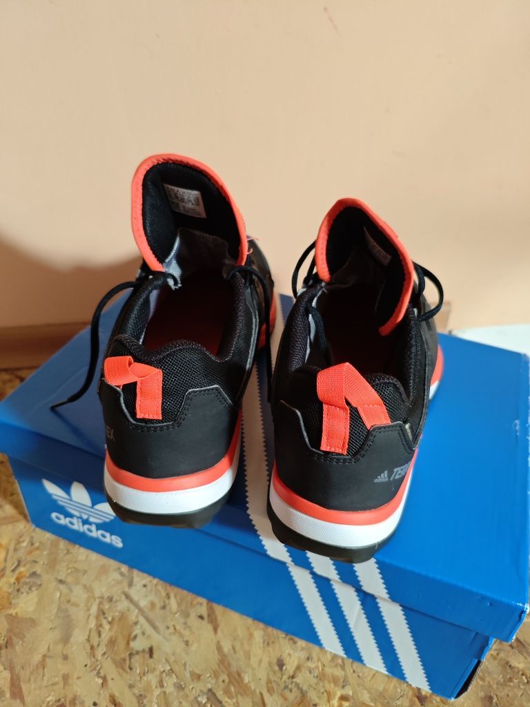 Adidas terrex gore tex 44 номер