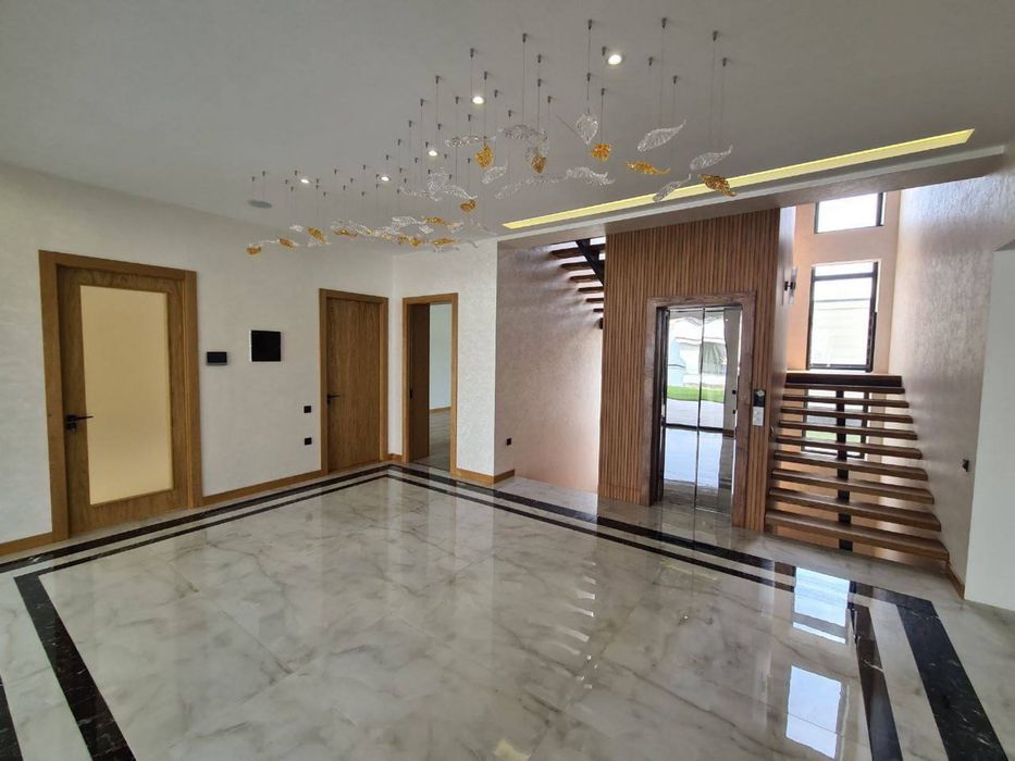 Продаётся НОВЫЙ ДОМ.  Мирзо Улугбекский район. Центр Луначарского