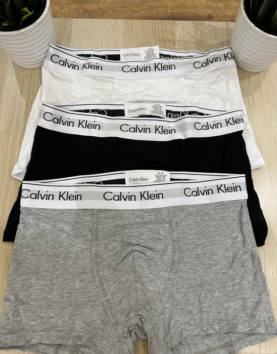 Calvin Klein Боксерки Чисто Нови