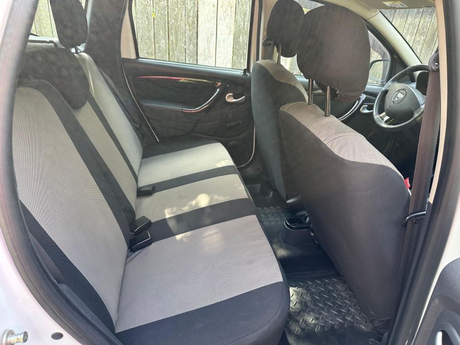 Dacia Duster 2012