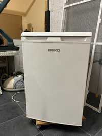 Хладилник Beko -120L