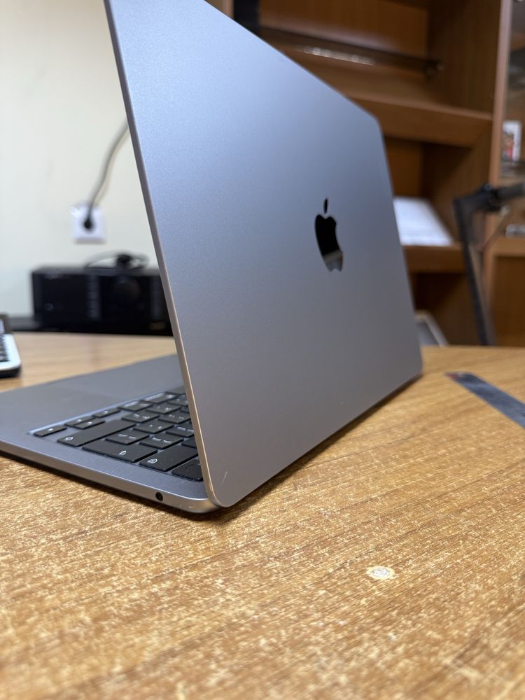 Macbook air 13 M2