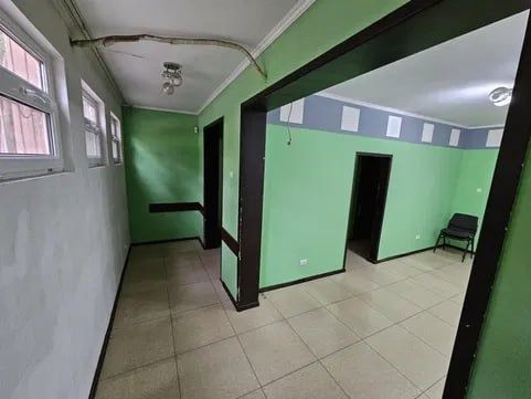 Вино водка офис бухгалтерия 62м² 1этаж 3комнаты в доль дороги Юр адрес